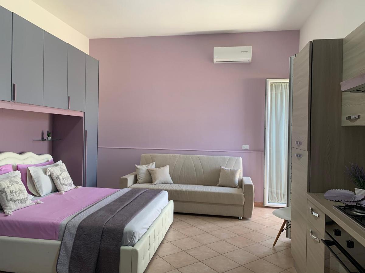 Monolocali White Angel Apartments Порто Чезарео Екстериор снимка
