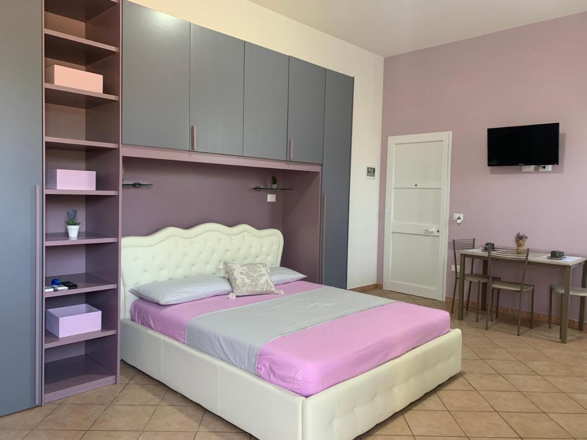 Monolocali White Angel Apartments Порто Чезарео Екстериор снимка